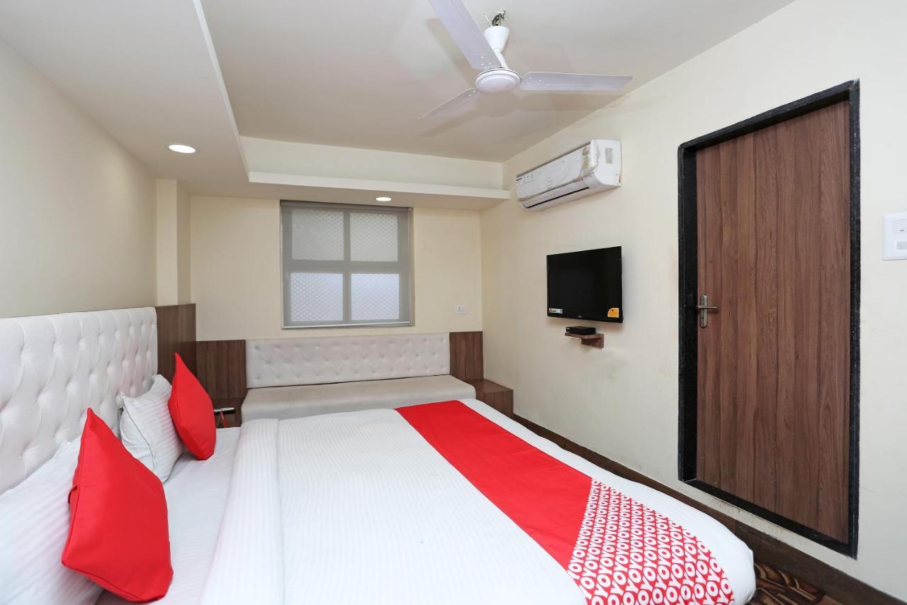 Oyo 4406 Hotel Arya Palace Bhopal Eksteriør bilde